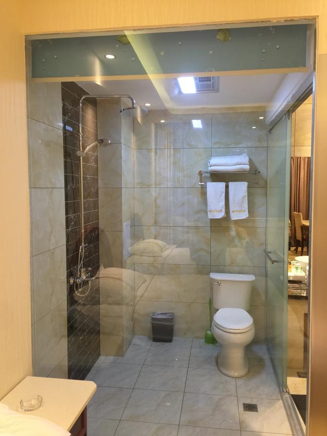Bai Nian Sheng Shi Hotel Kunming Exterior foto
